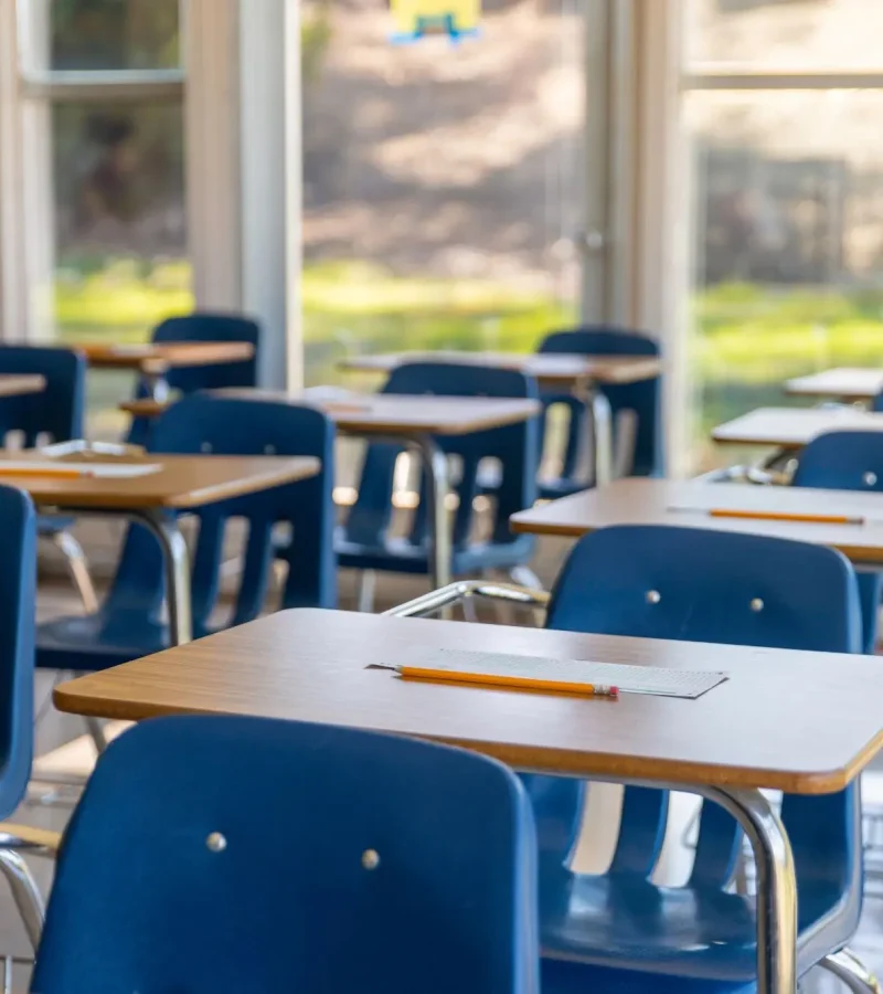 classroom-chairs